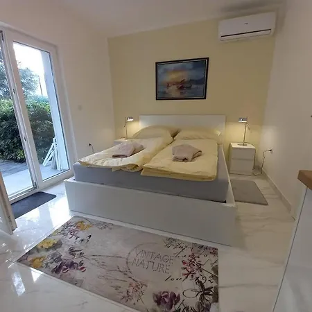 Apartment Olive Garden Vodice